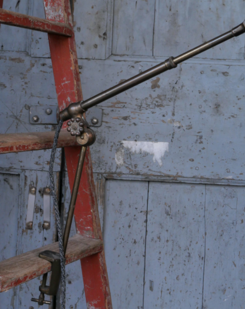 LAMP OC White wall attachment