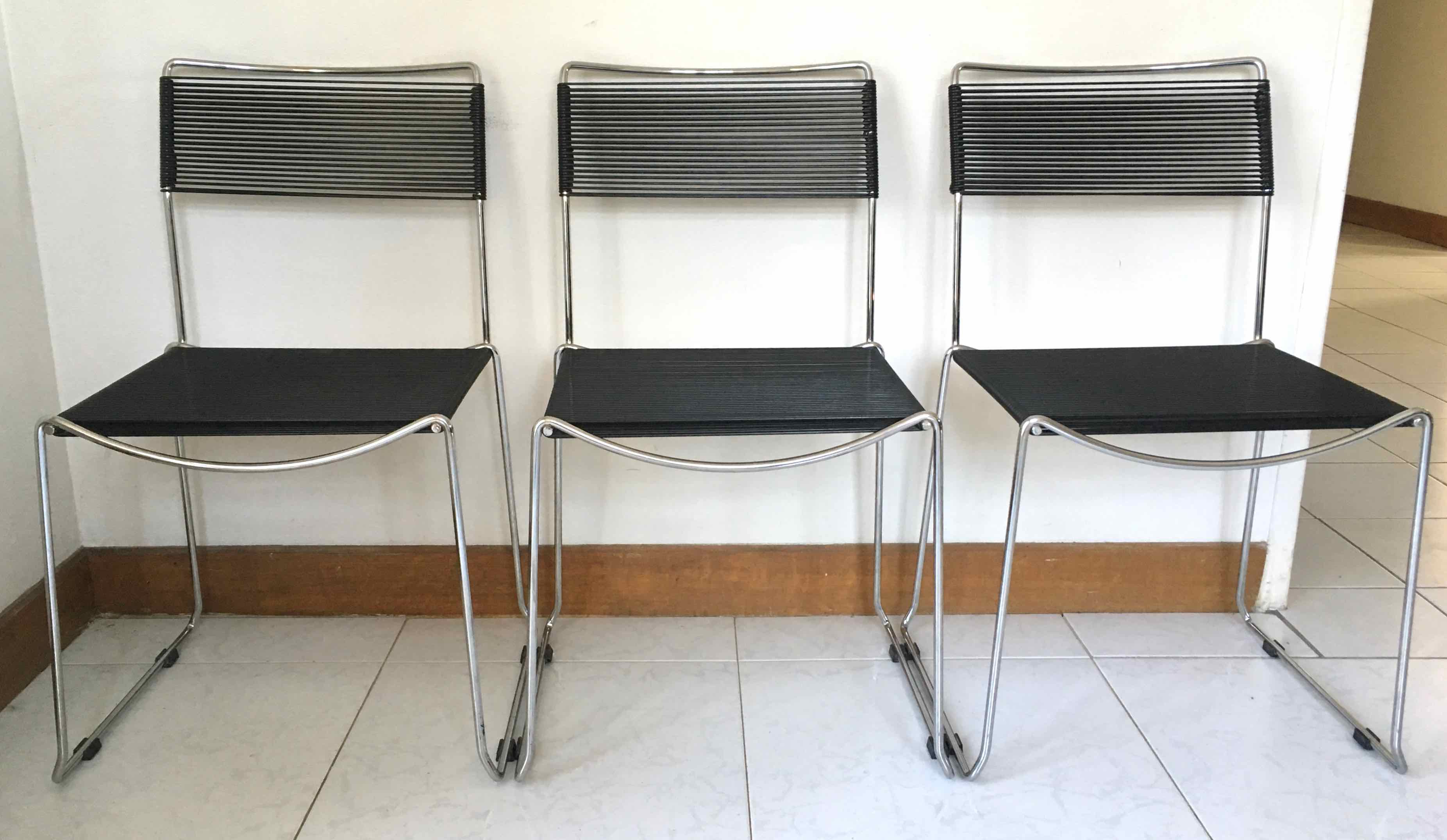 Chrome and scoubidou chairs