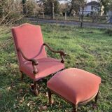 Armchair Voltaire or shepherdess and foot rest in pink velvet Louis XVI