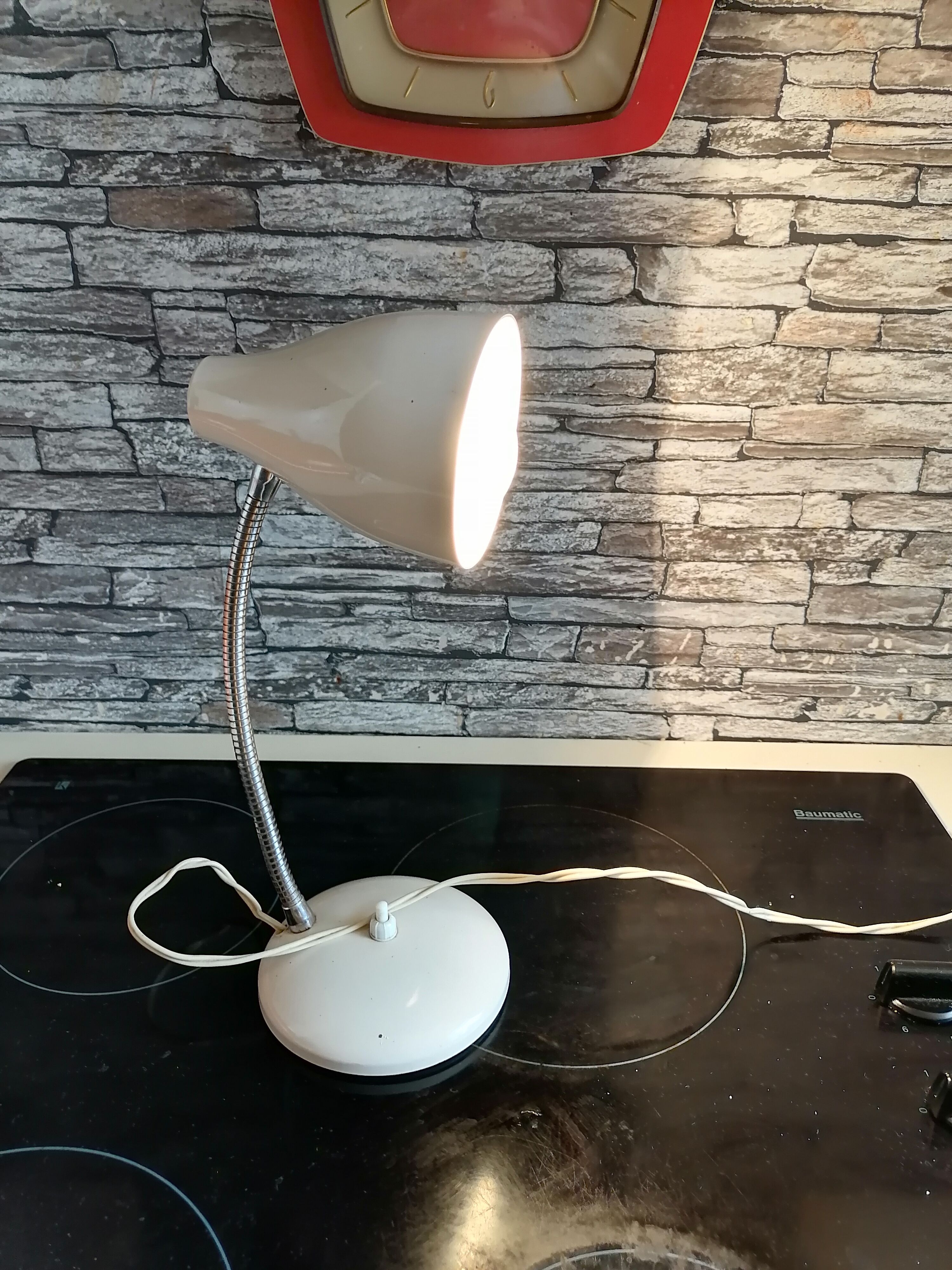 Articulated bedside desk lamp 1960 70