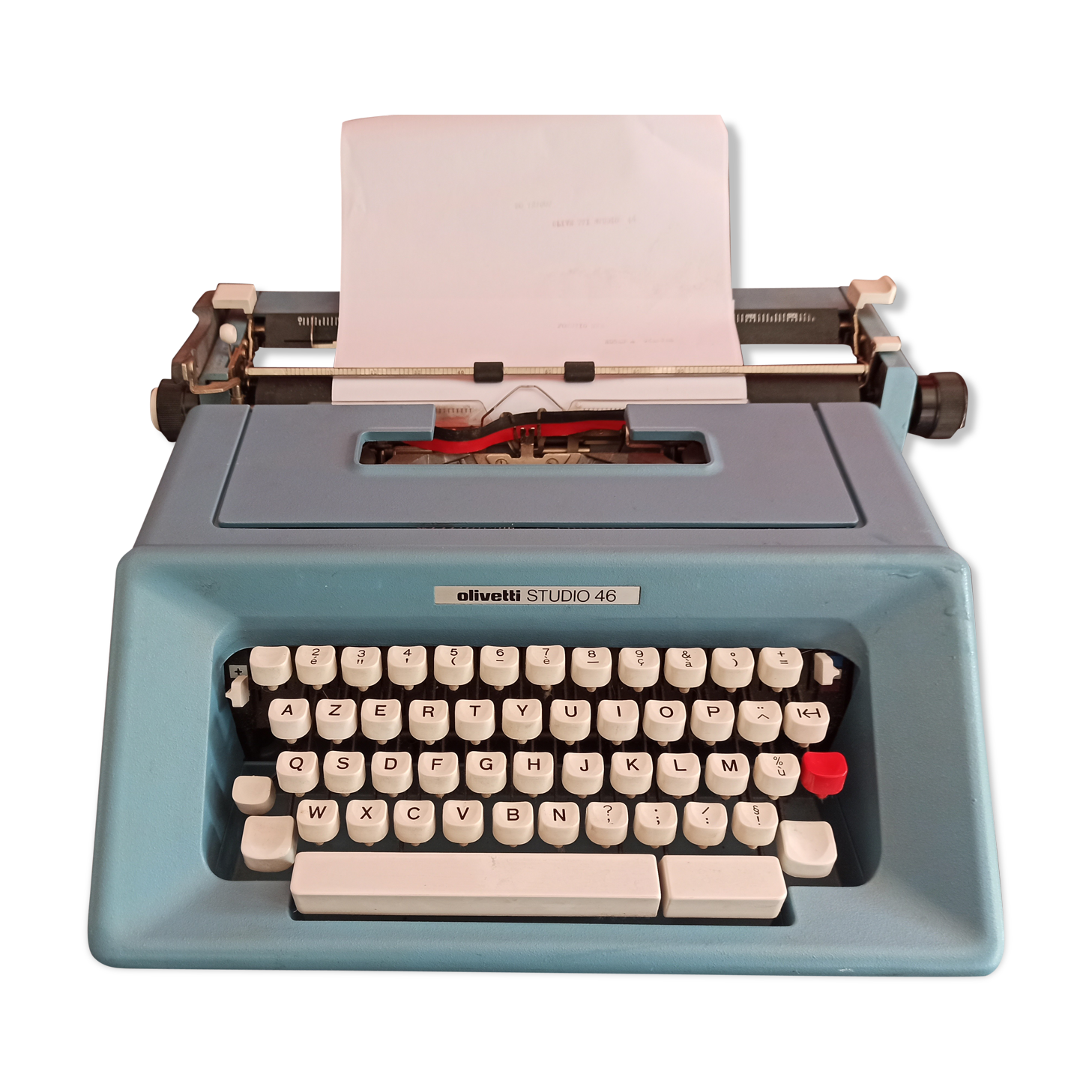 Olivetti Studio 46 typewriter machine