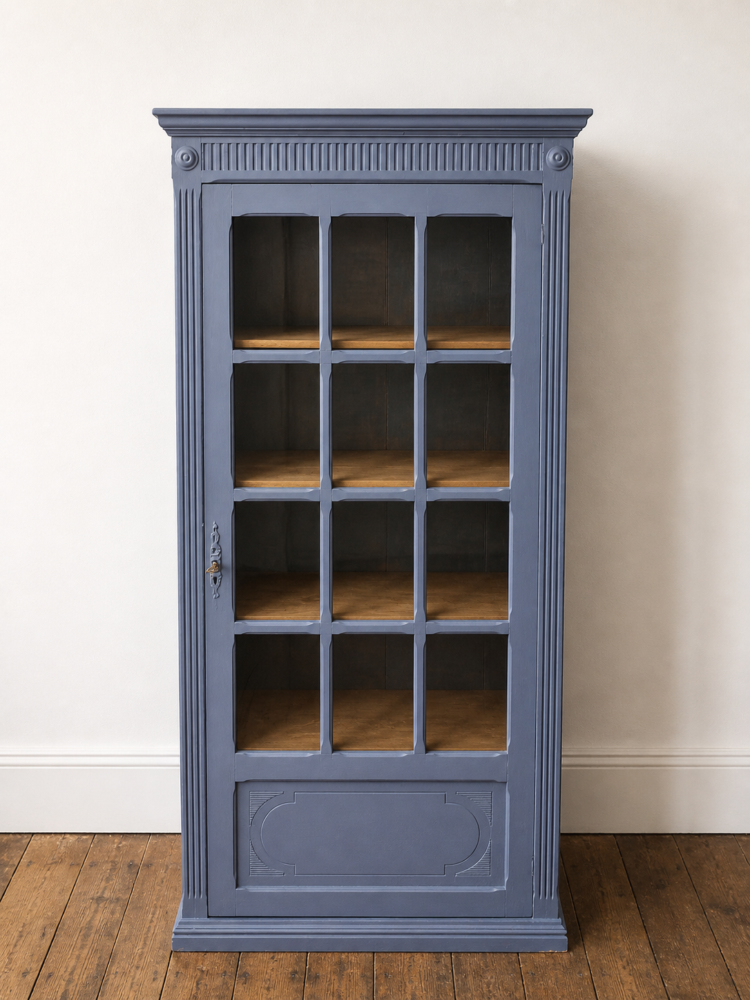 Parisian display cabinet