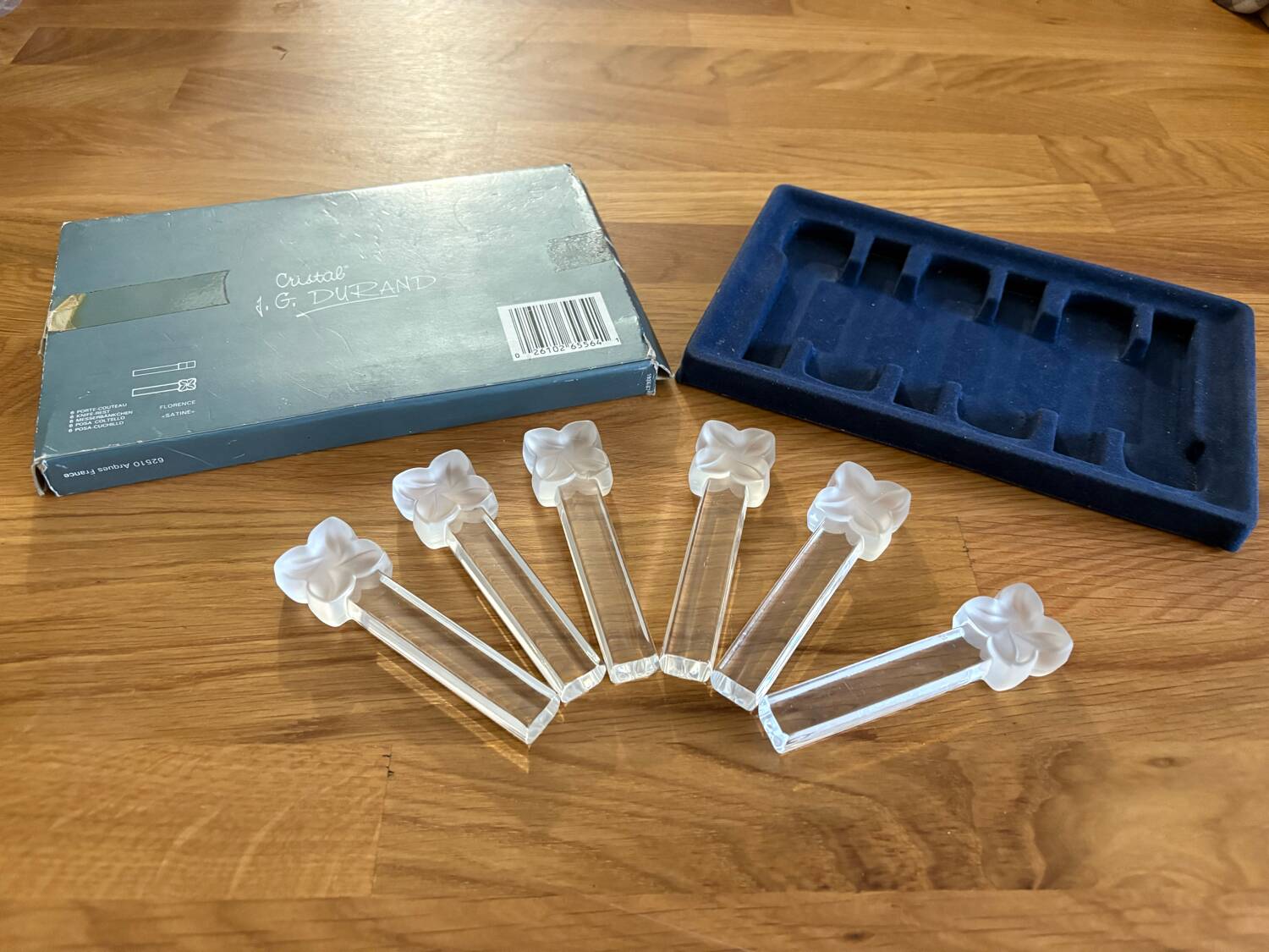 Crystal knife holder in excellent condition