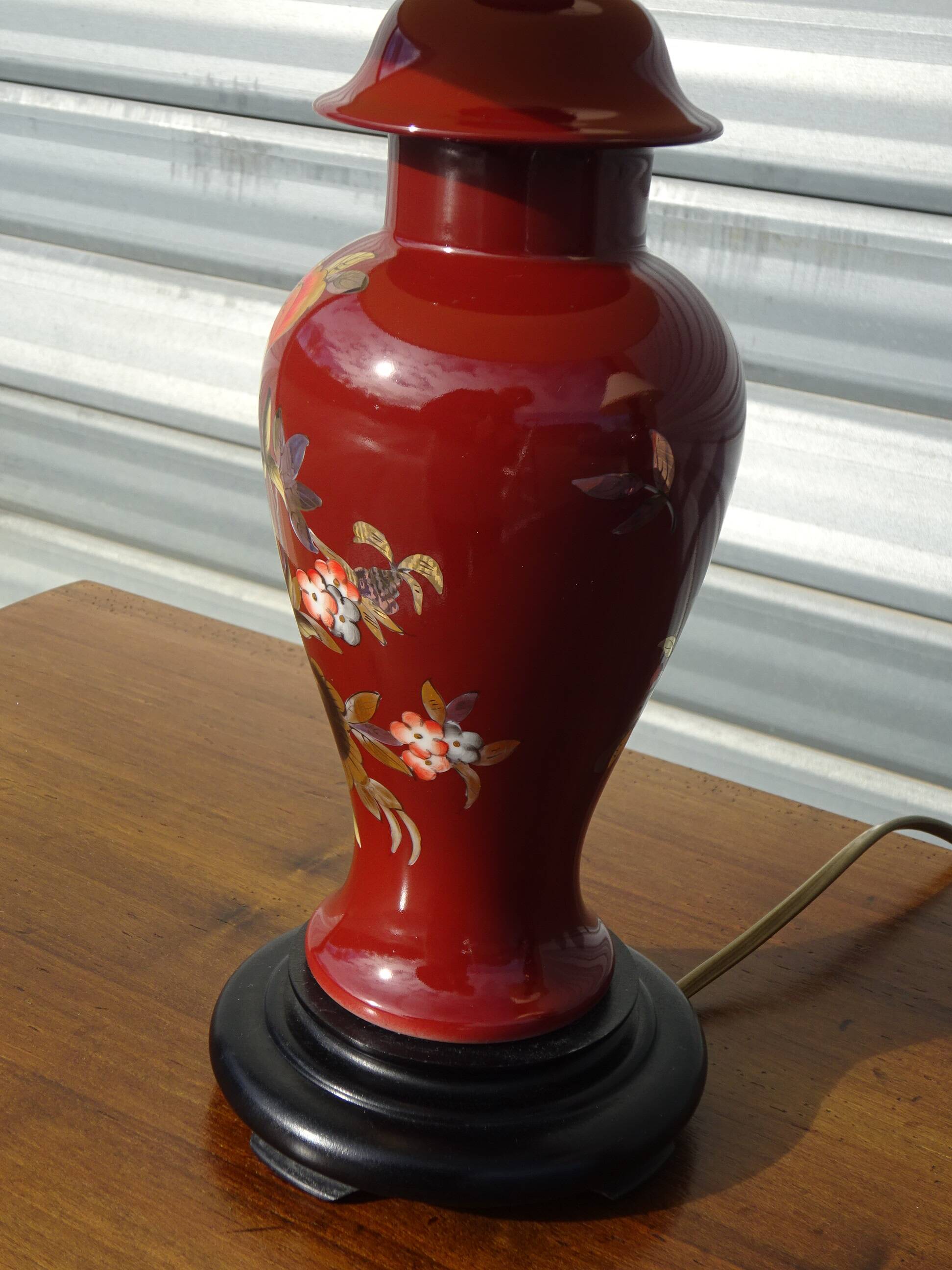 pair of bedside lamps in Limoges porcelain