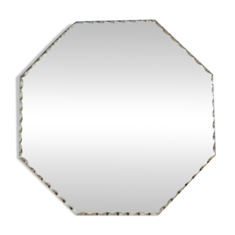 Beveled octagonal mirror
