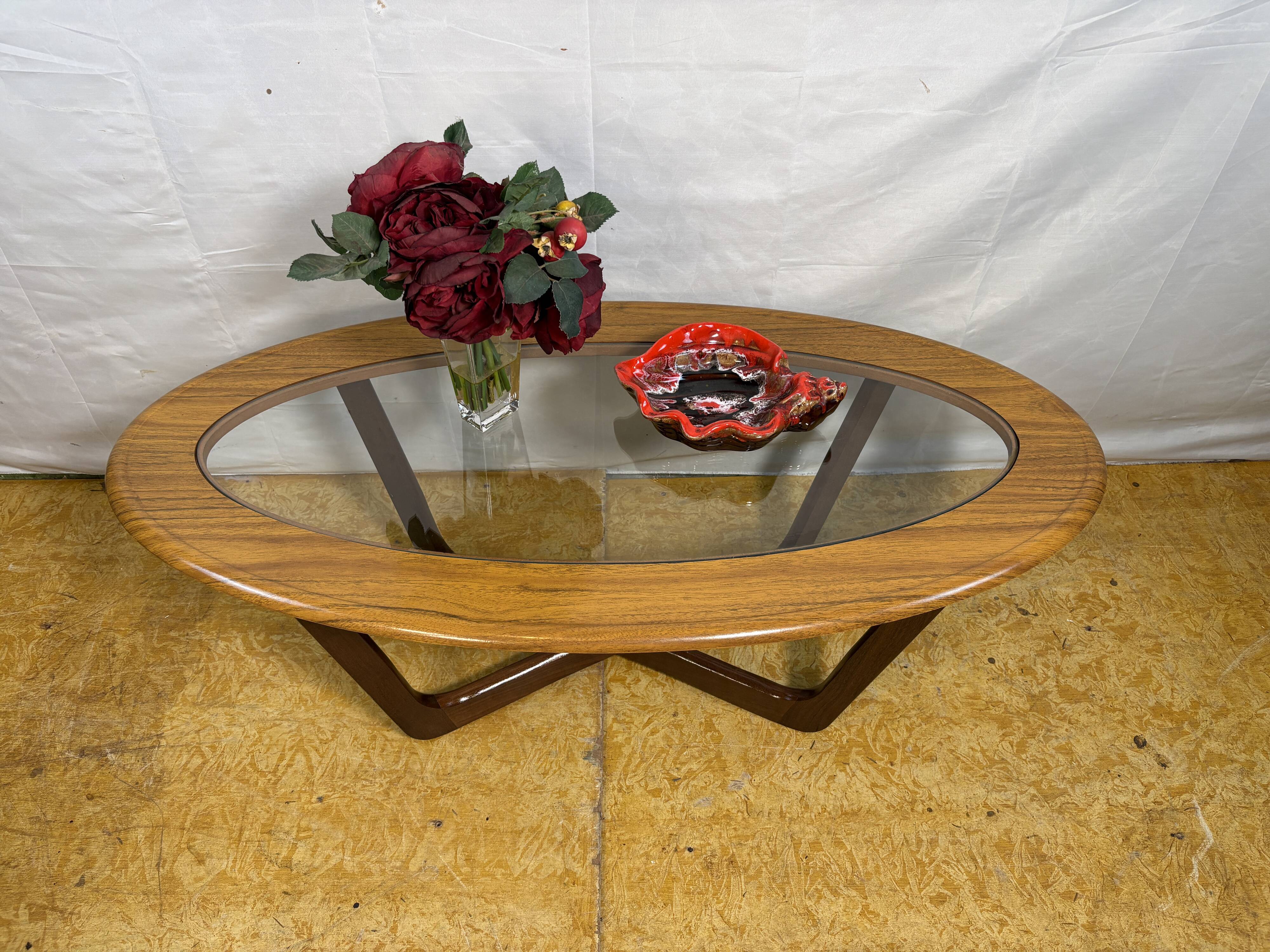 Mid-Century Retro Vintage Coffee Table by Schreiber   Formica Top • Glass D