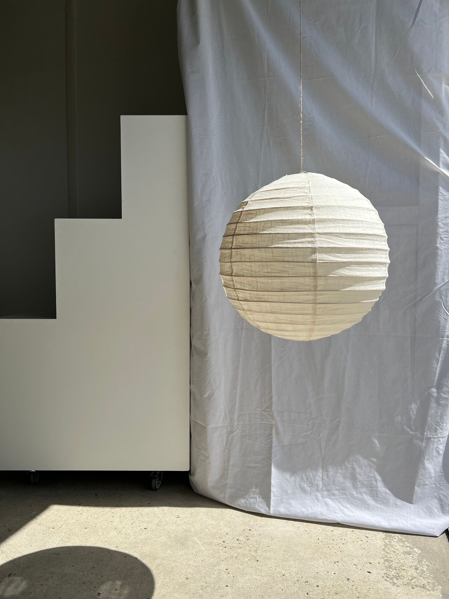 Hanging lamp in rattan and round japanese natural linen d:50
