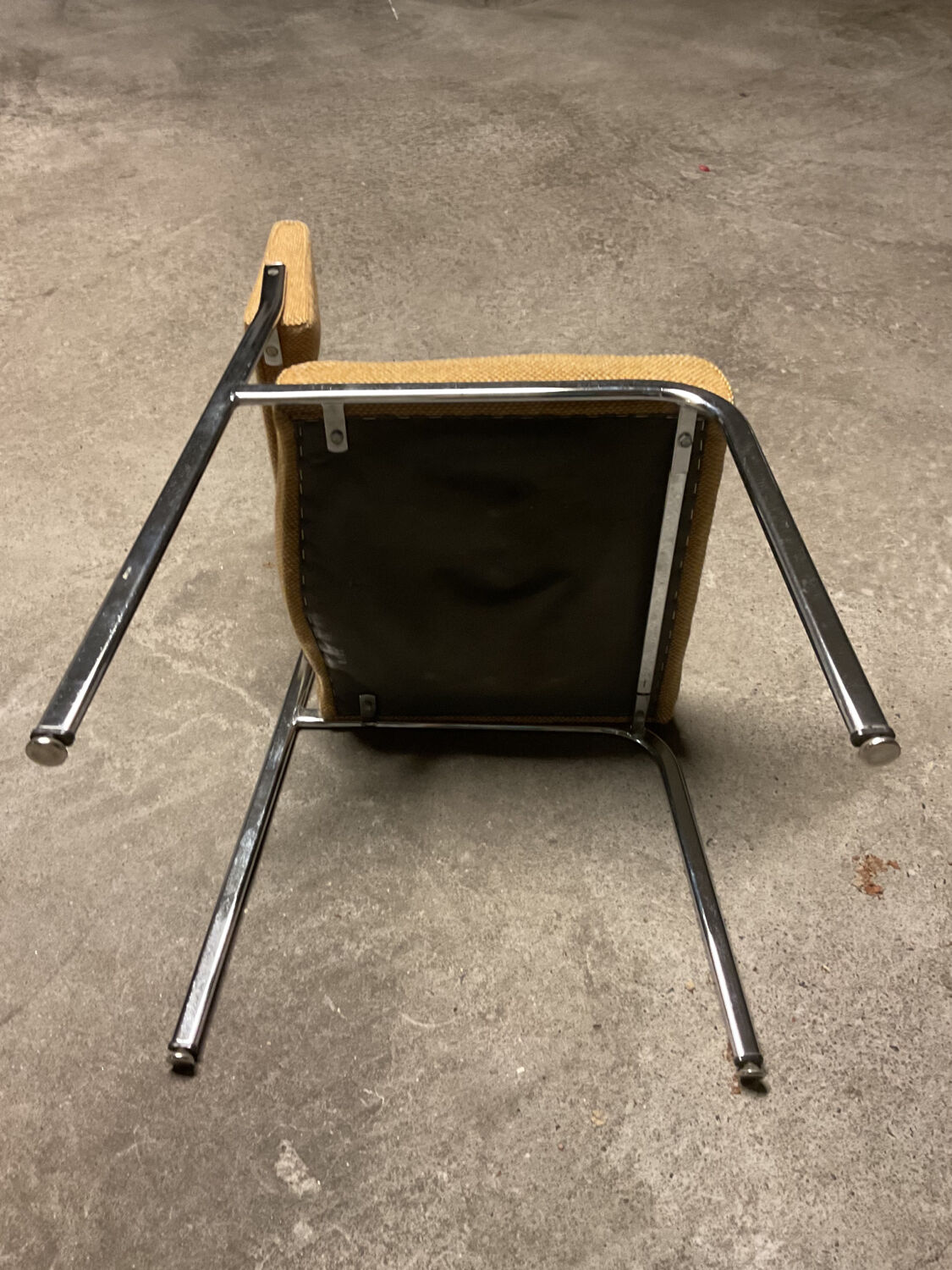 Chaise de bureau tissu années 70