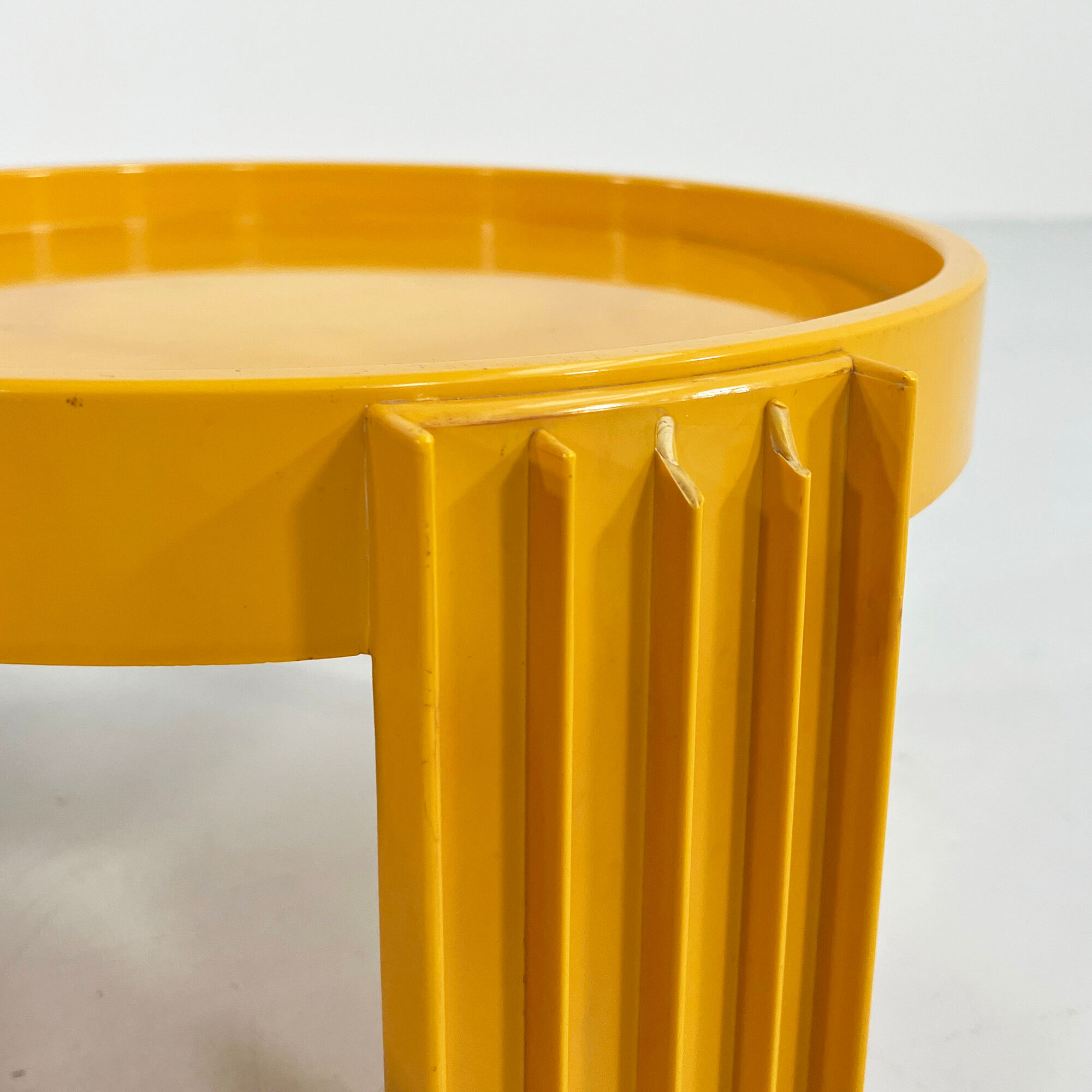 Set of 3 yellow Marema nesting tables by Gianfranco Frattini for Cassina, 1960