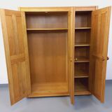 Armoire dressing vintage Guillerme et Chambron en chêne massif années 60