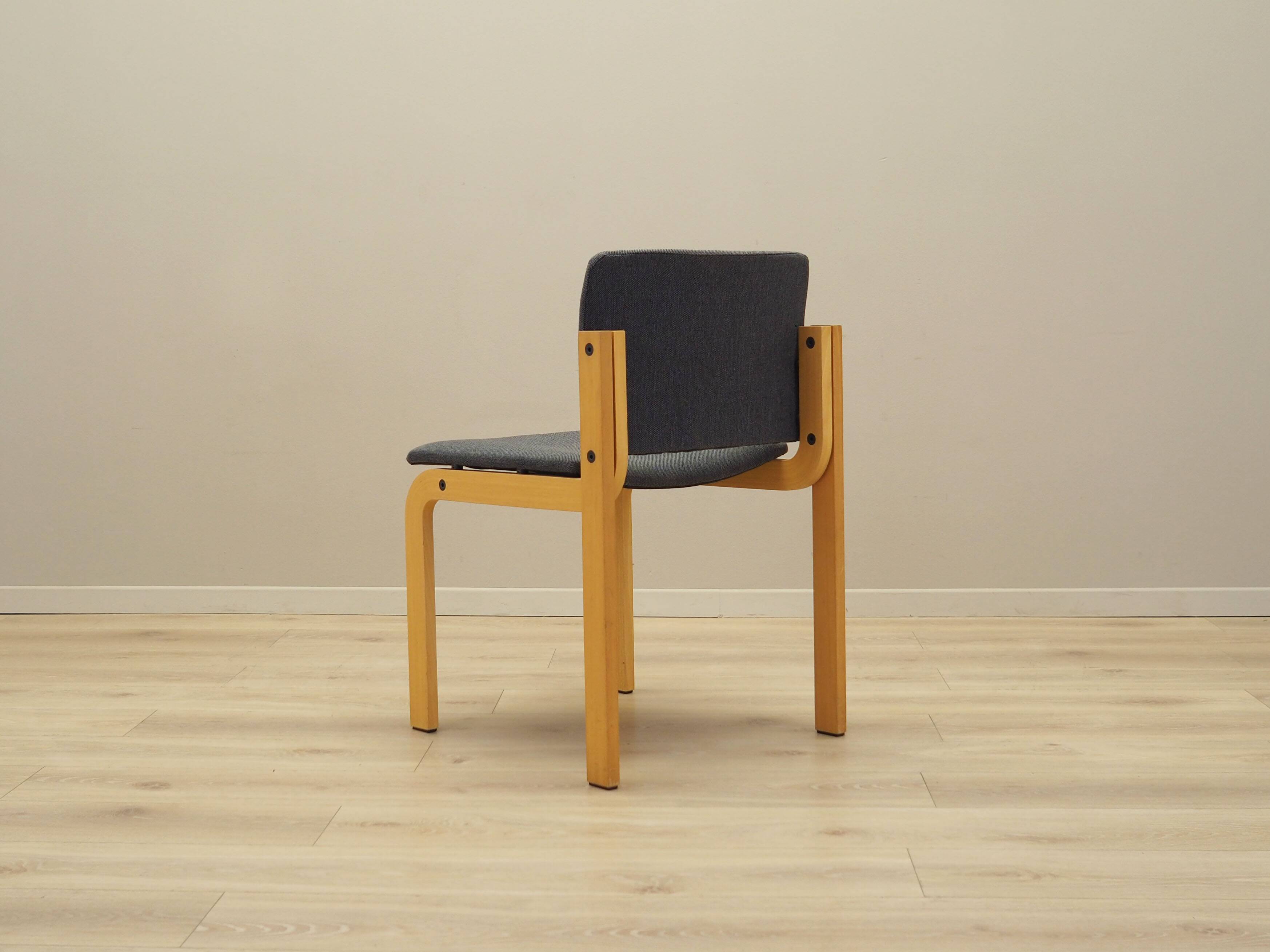 Ensemble de six chaises, design danois, années 1980, édition : Fritz Hansen