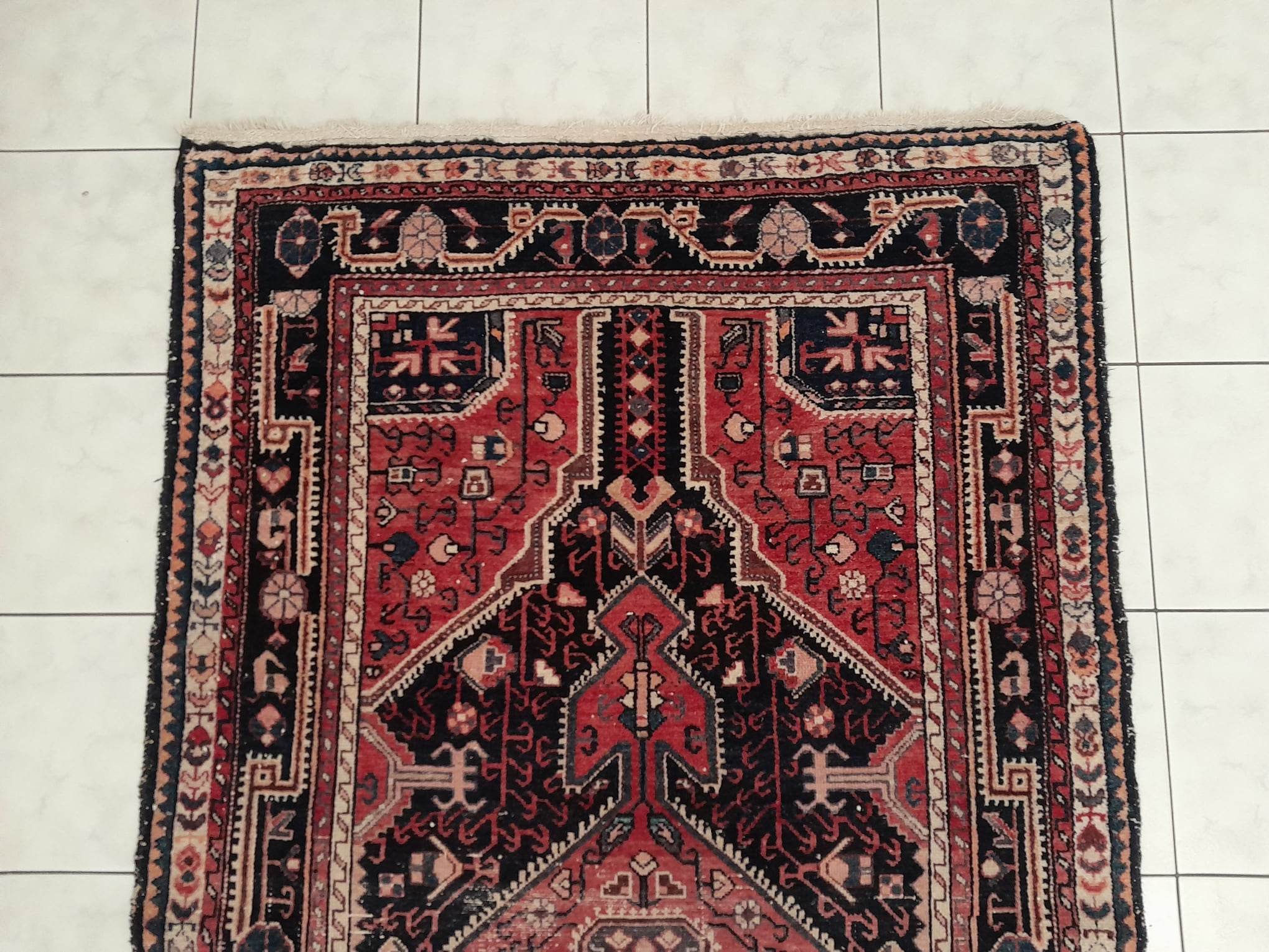 Handmade Persian carpet Tuiserkan 219x129cm
