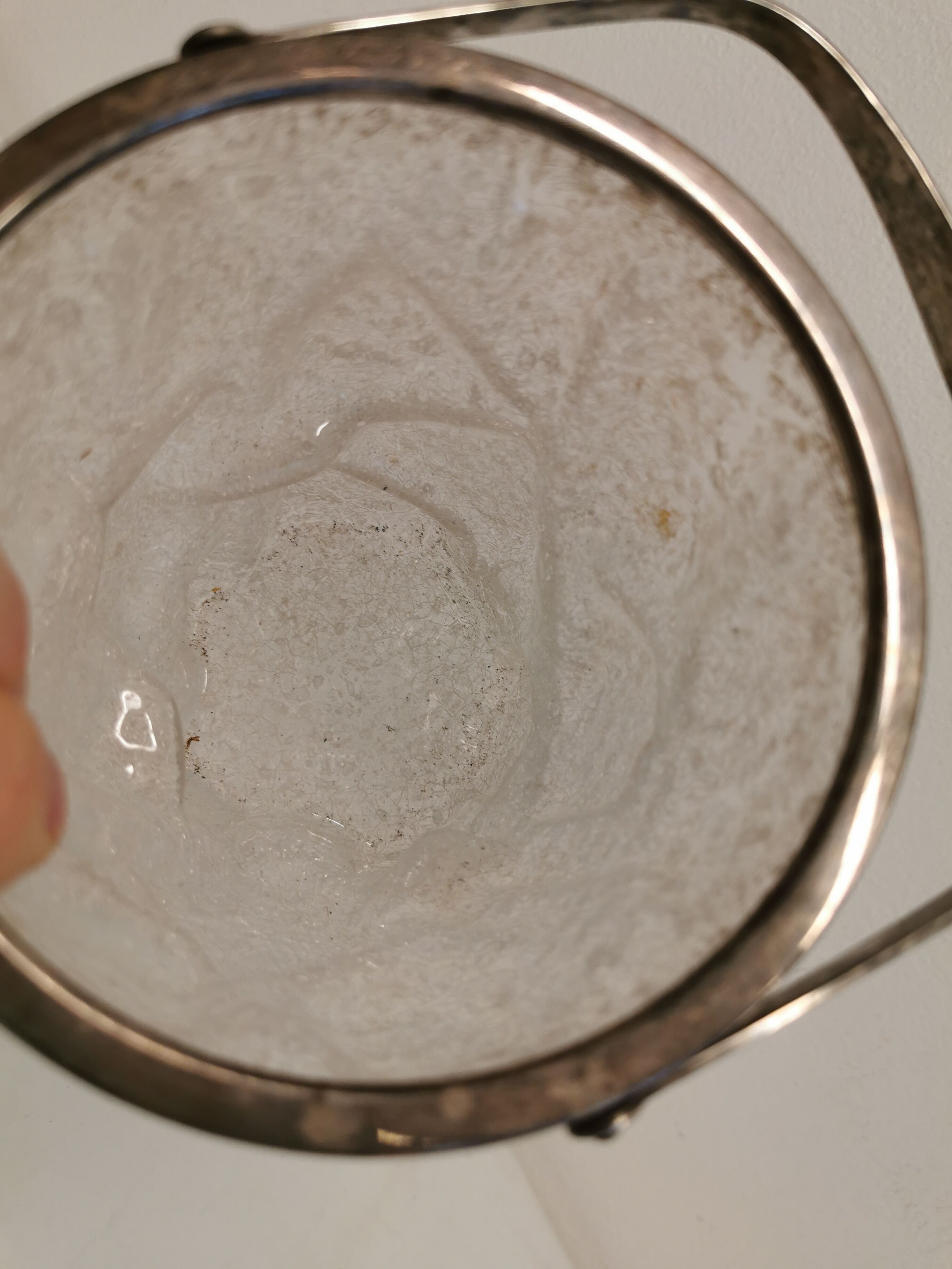 Old, vintage and super delicious ice bucket in frosted glass with stain silver/metal ring and handle