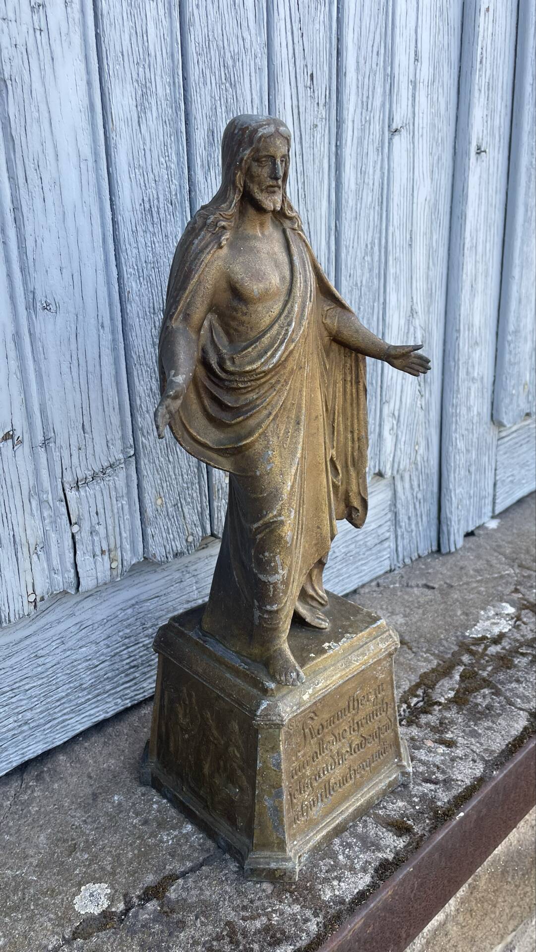 Sculpture of Christ
