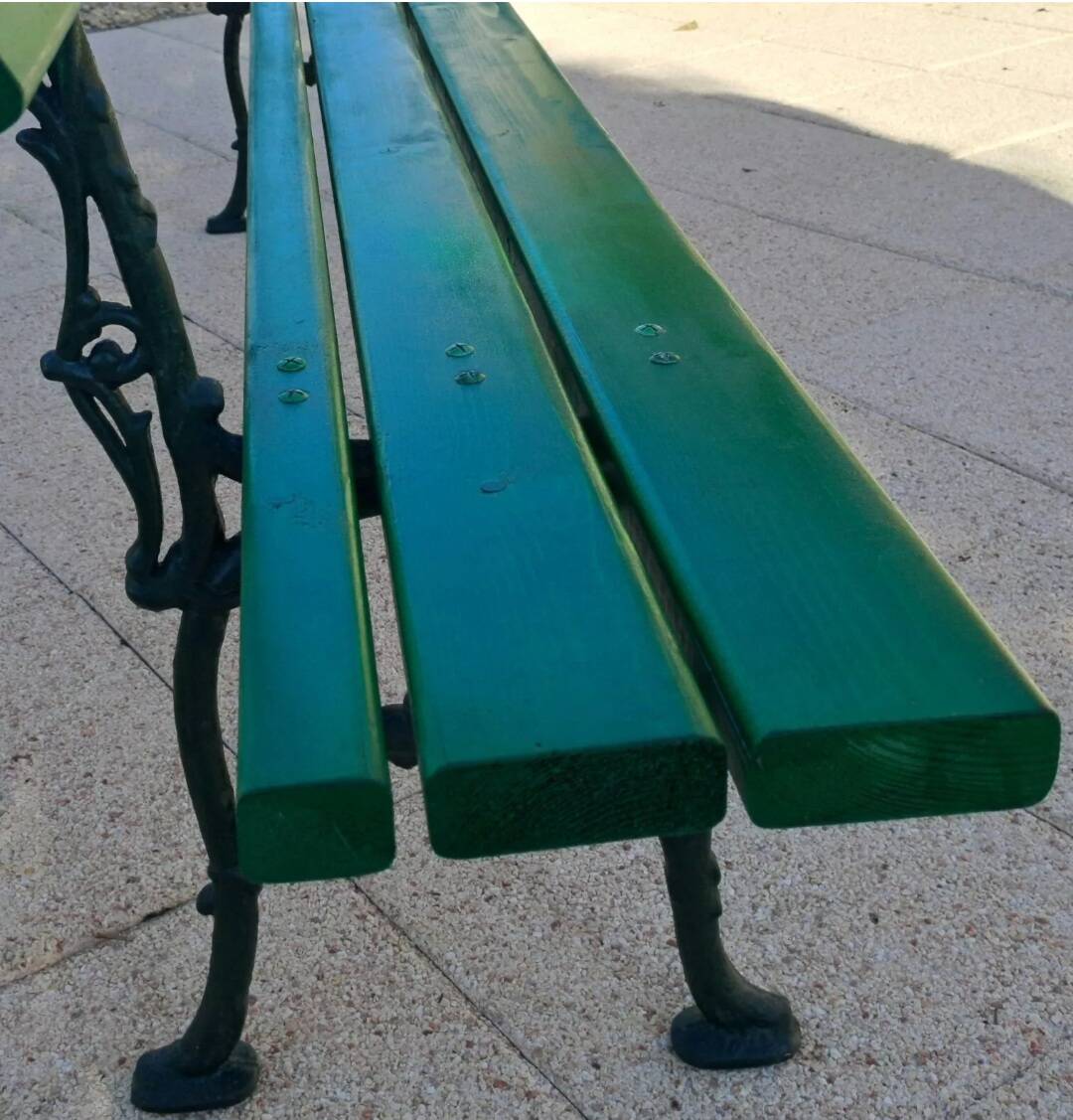 Large wooden and cast iron garden bench 224 cm