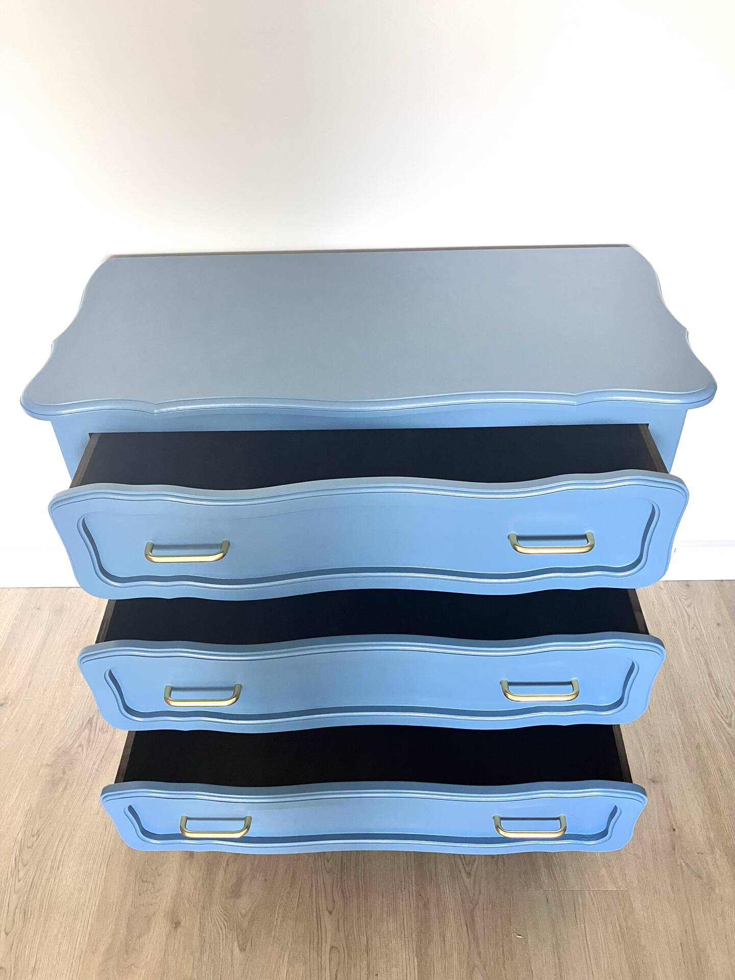 Organic blue chest of drawers