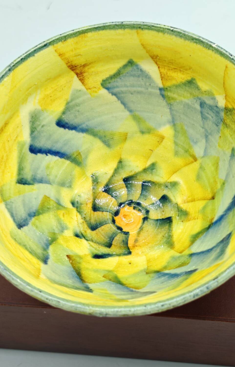 Large bowl on pedestal in pure Provencal style