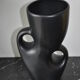 Vase noir céramique vintage forme libre