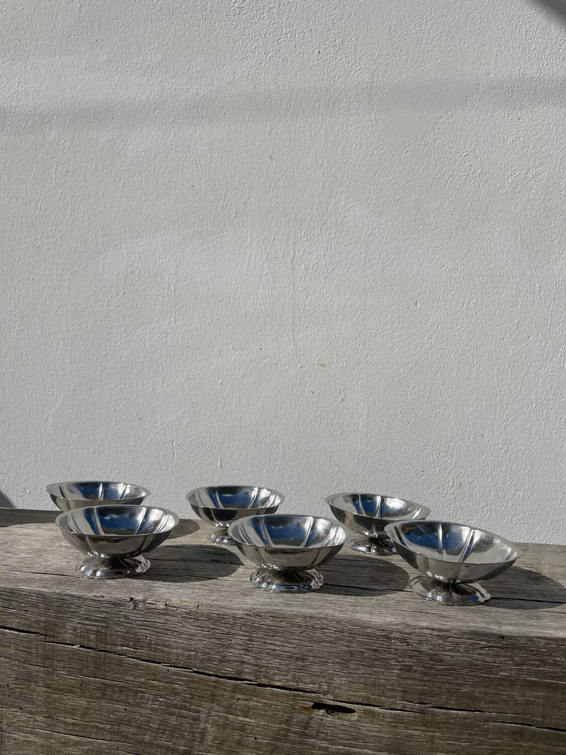6 stainless steel bowls 1970