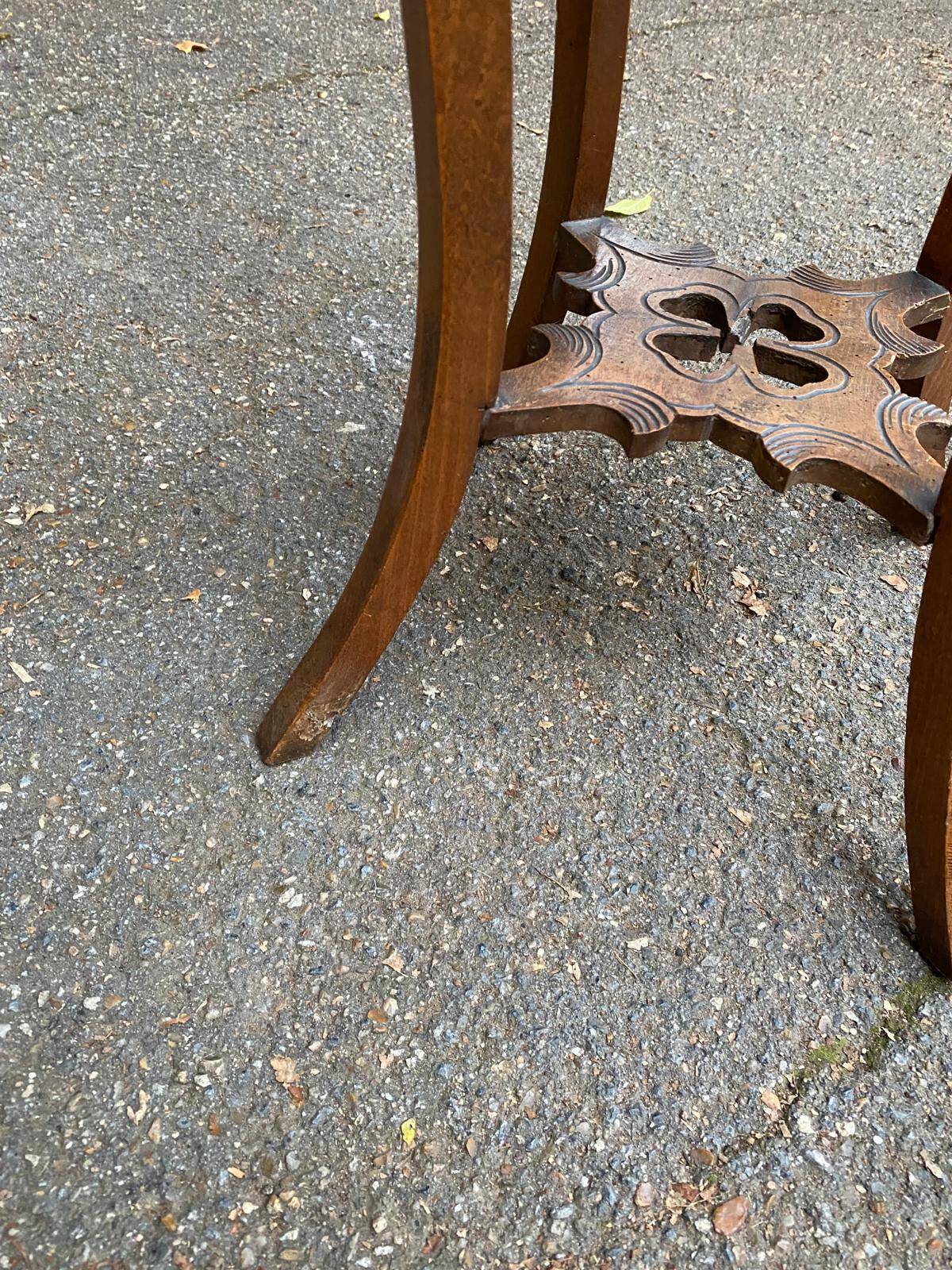Round Art Nouveau side table in solid wood and marble from the 19th century