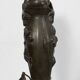 Vase en étain « Jeune femme cueillant un nénuphar », signé P. Jean, Art Nouveau début XXe