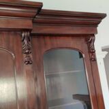 English mahogany library of the late nineteenth century