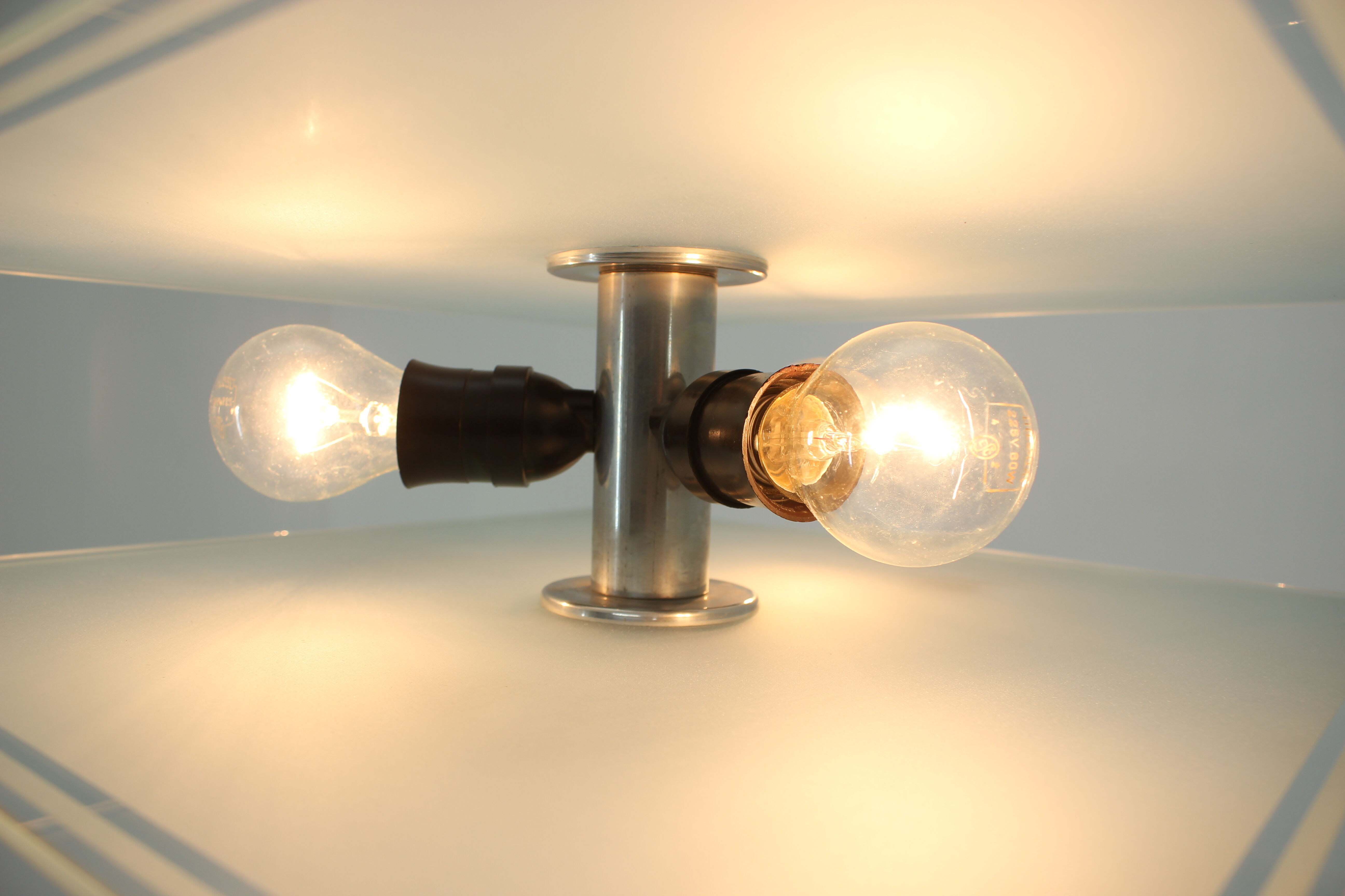 Suspension Bauhaus, années 1940