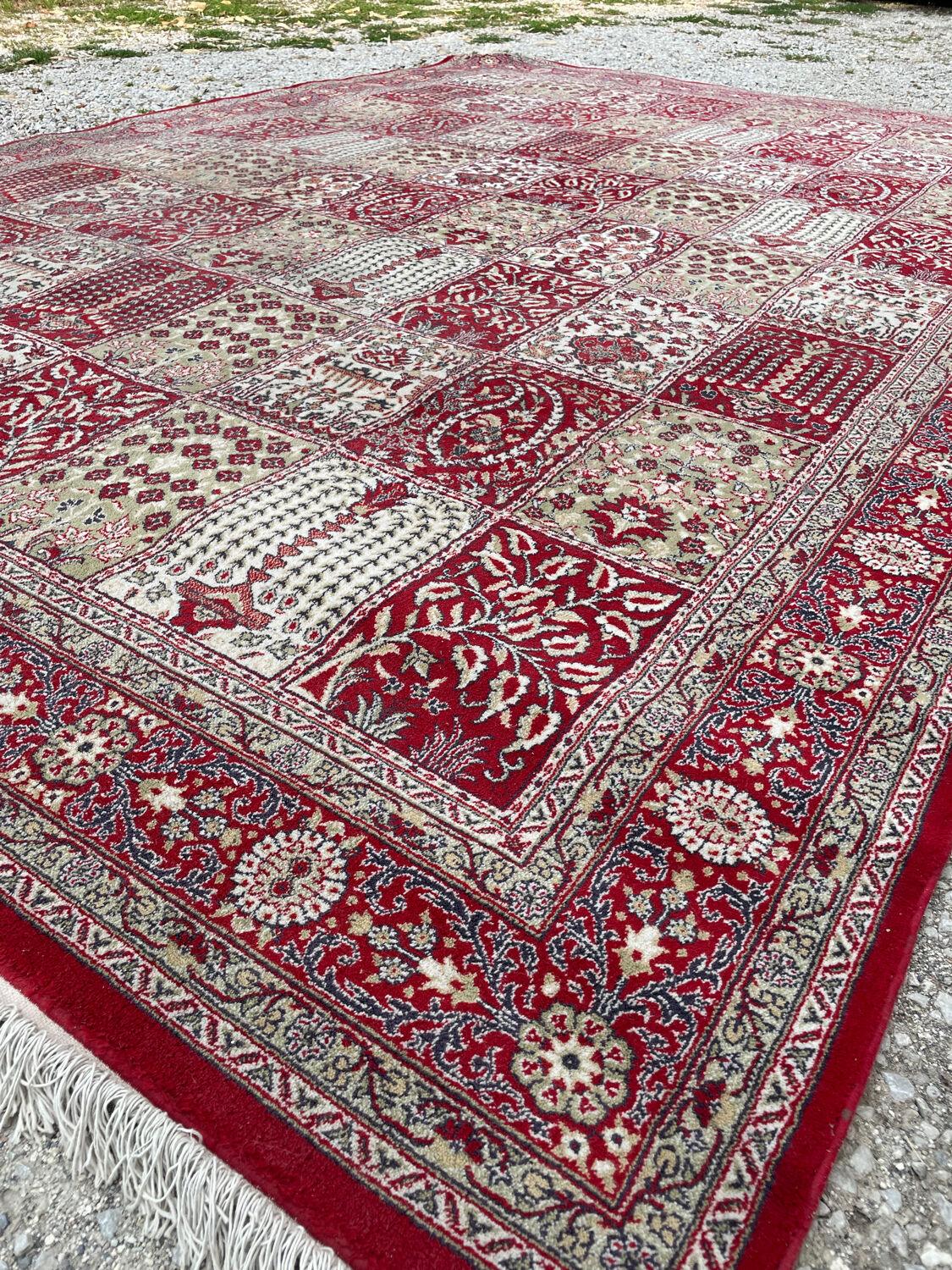 Very large Atlas rug