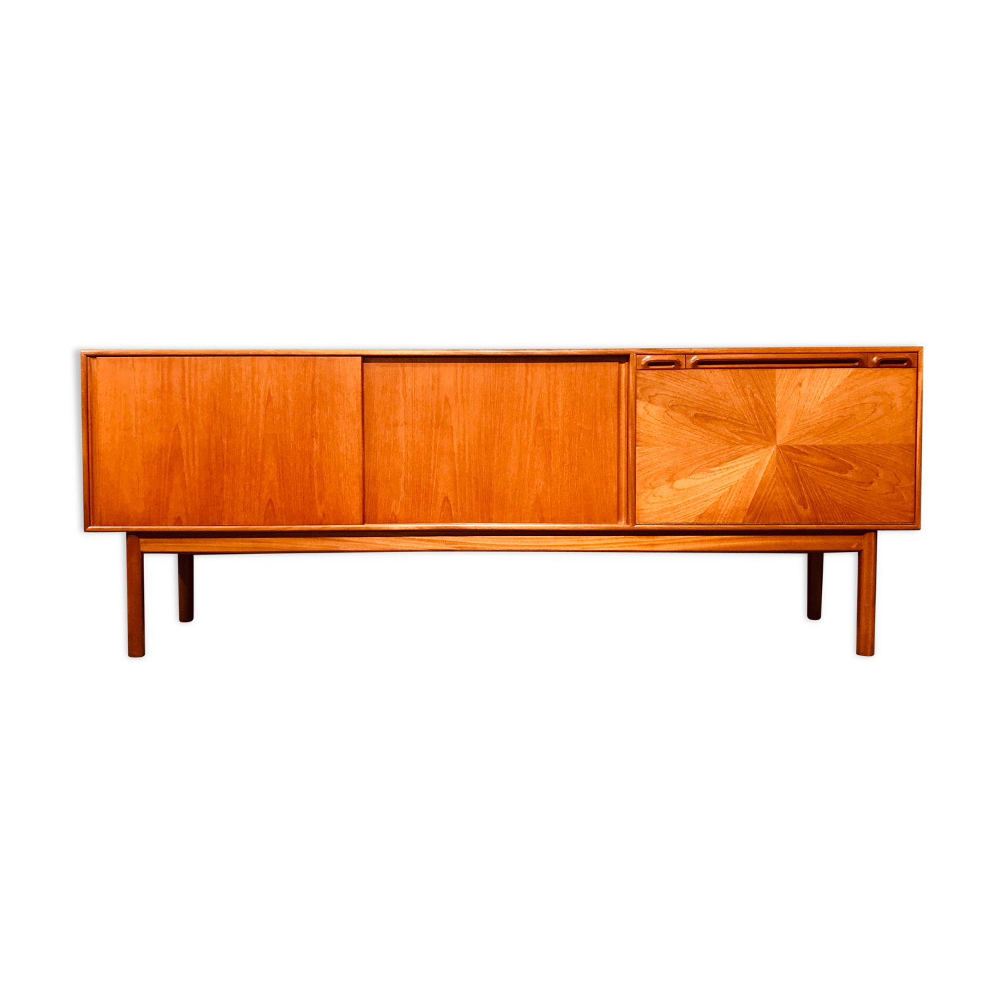 Enfilade en teck de Tom Robertson pour McIntosh années 1960, Collection Portes coulissantes Sunburst