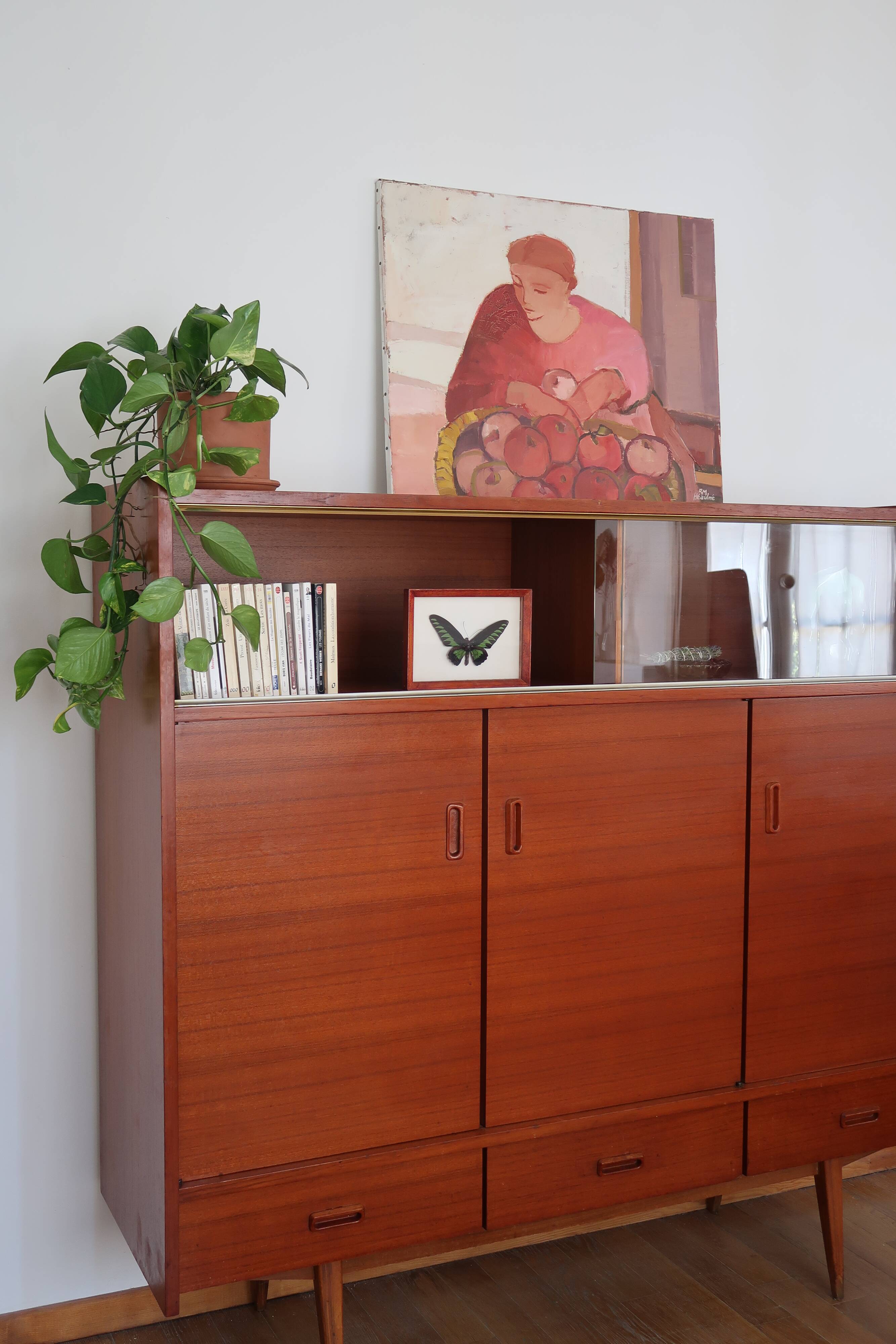 Scandinavian library buffet