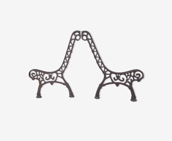 Pair of cast iron bench legs
