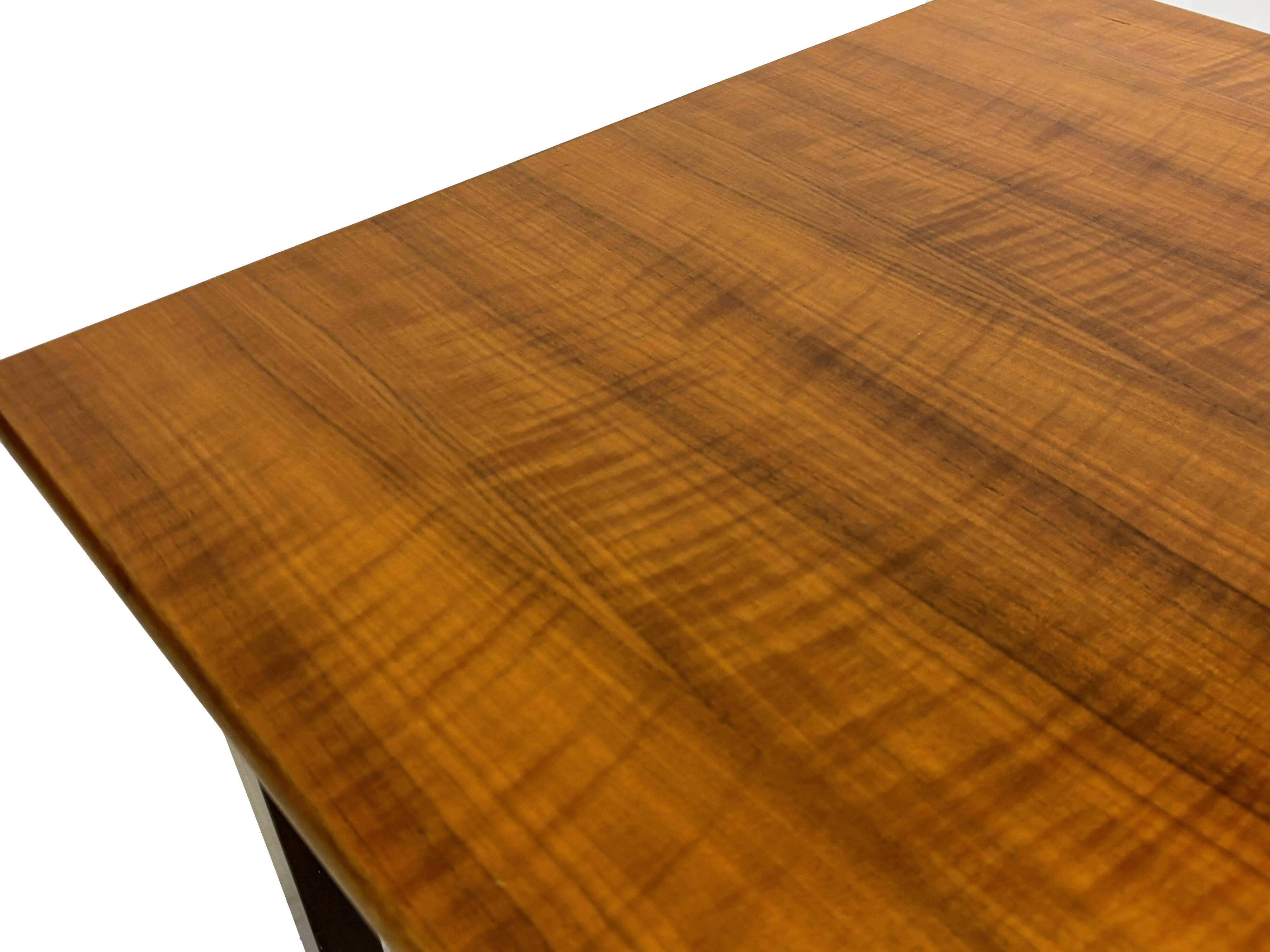 Table basse vintage compacte en palissandre design années 70