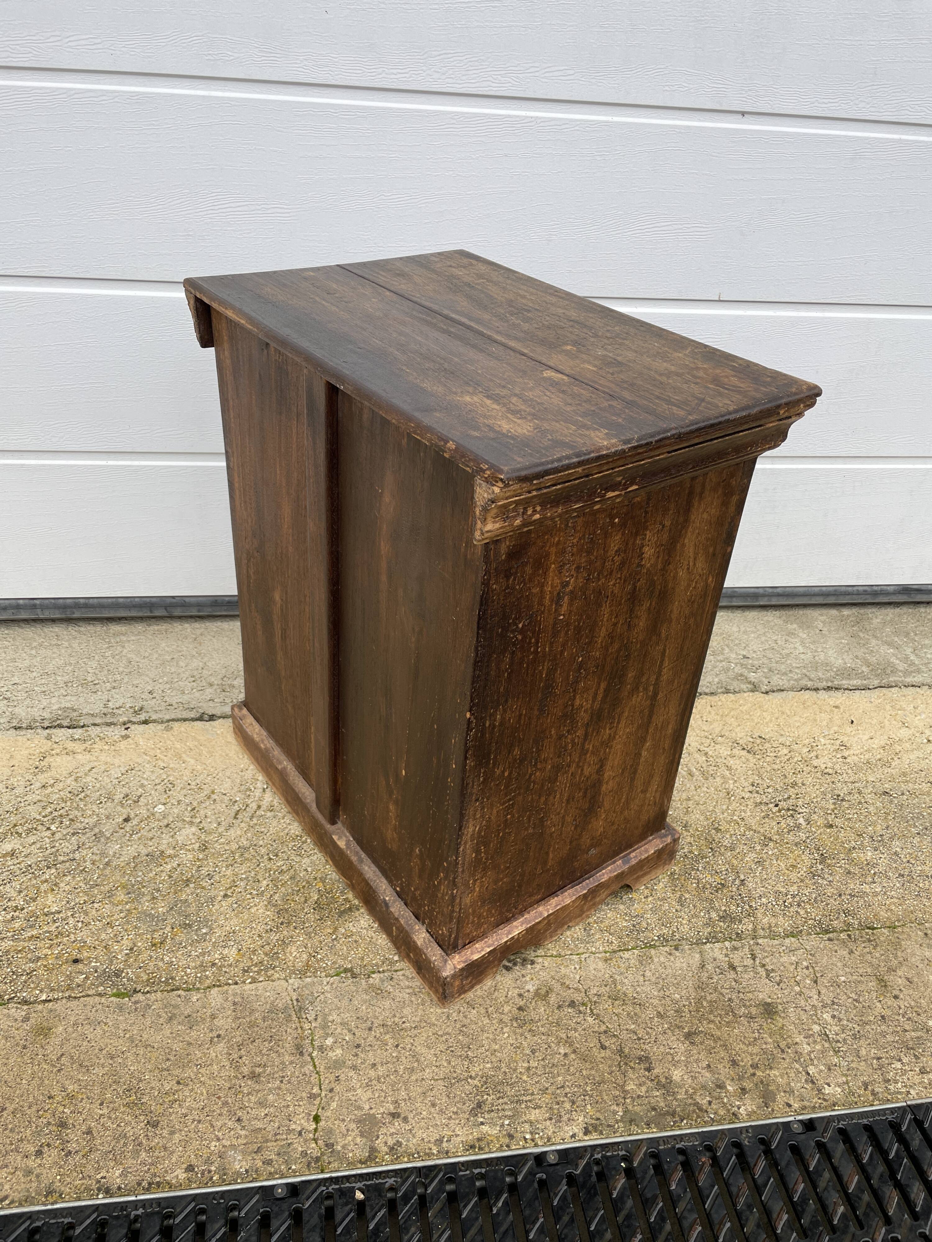 Small piece of furniture in extra mango tree or bedside