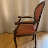 Muscat leather medallion armchair