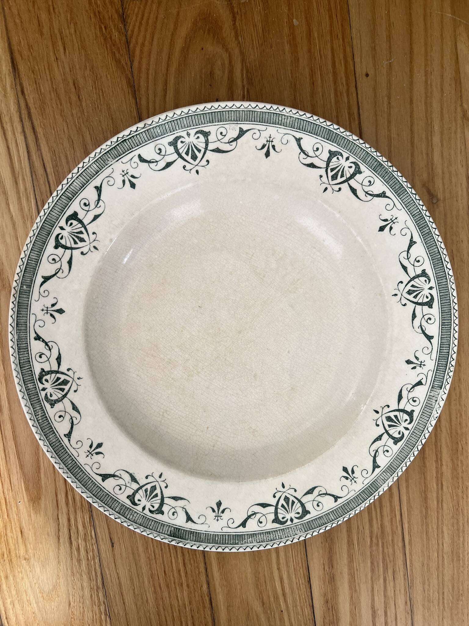 Deep plates made of ironstone