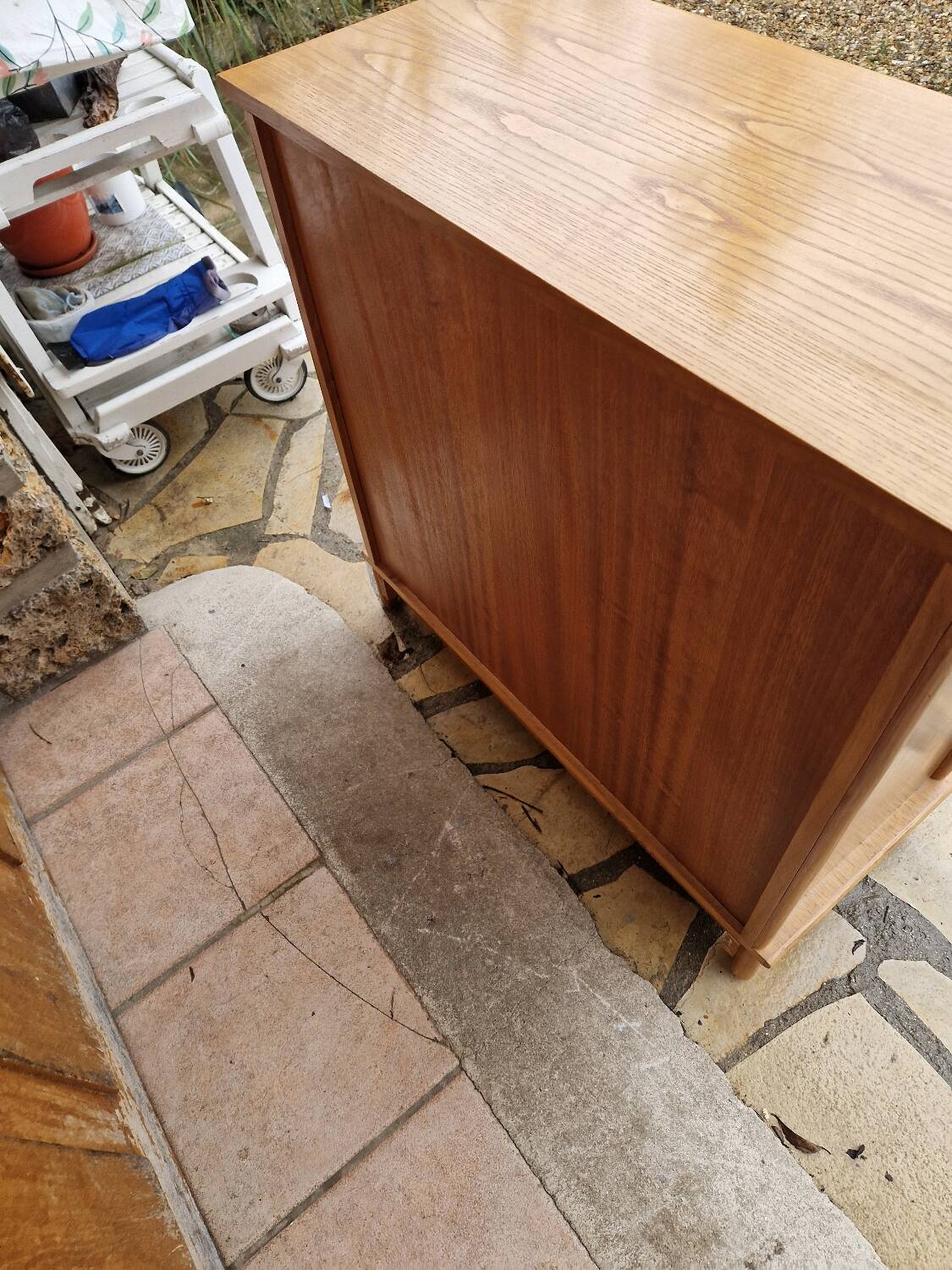 Commode en rotin vintage