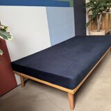 Daybed / Meridian