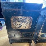 2 Chinese cabinets (a set of 2)