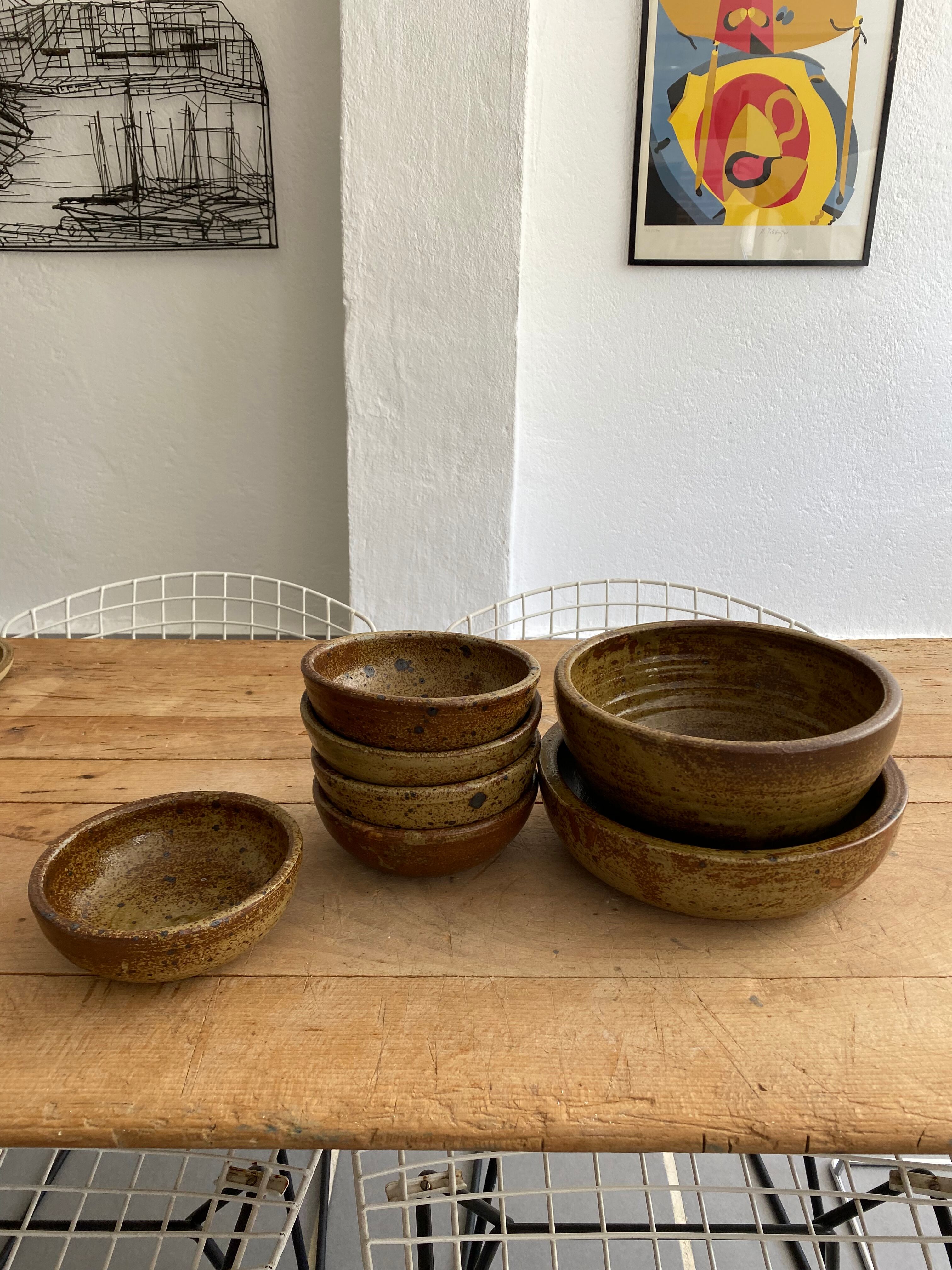 Service 7 dishes vintage sandstone