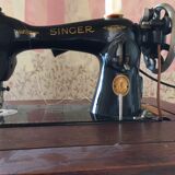 Machine à coudre singer