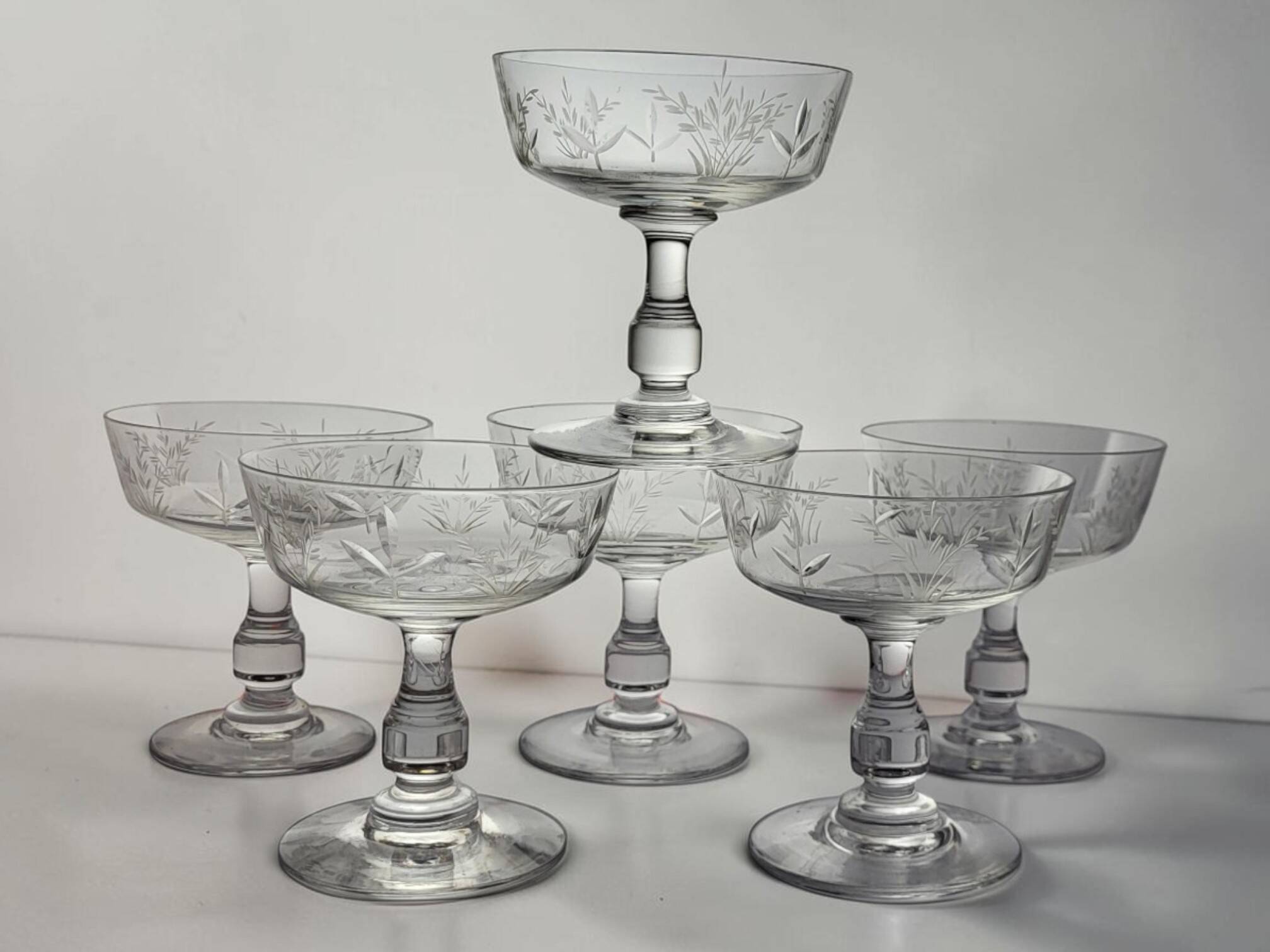 6 coupes à champagne en cristal