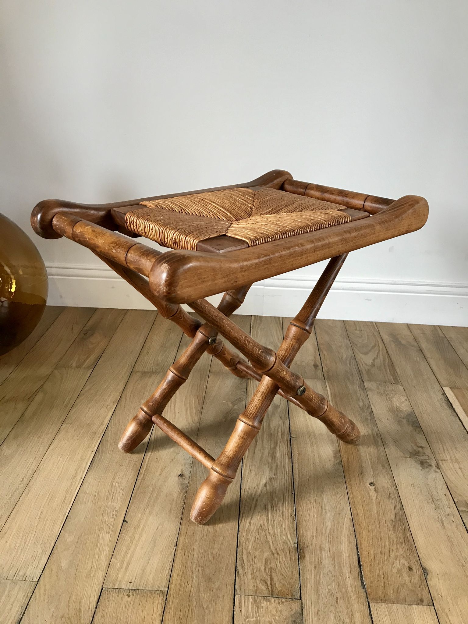 Folding stool in beech wood and mulching years 40-50