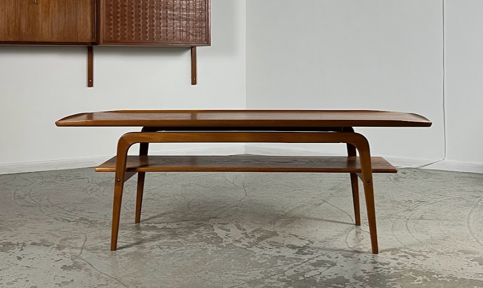 Coffee table design Arne Ovmand Olsen edition Toften Möbelfabrik 1960