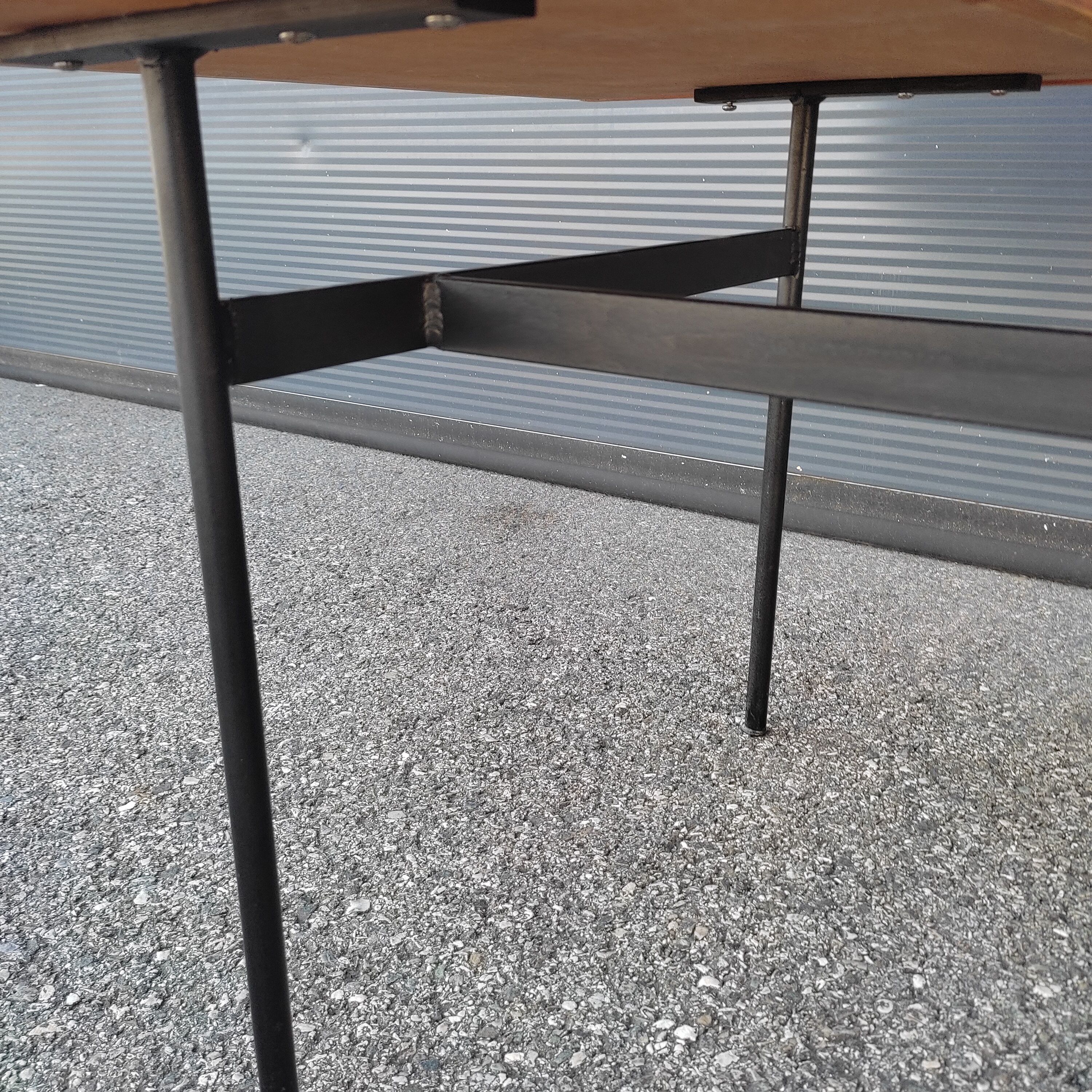 CM 141 desk by Pierre Paulin published by Thonet, 50s/60s
