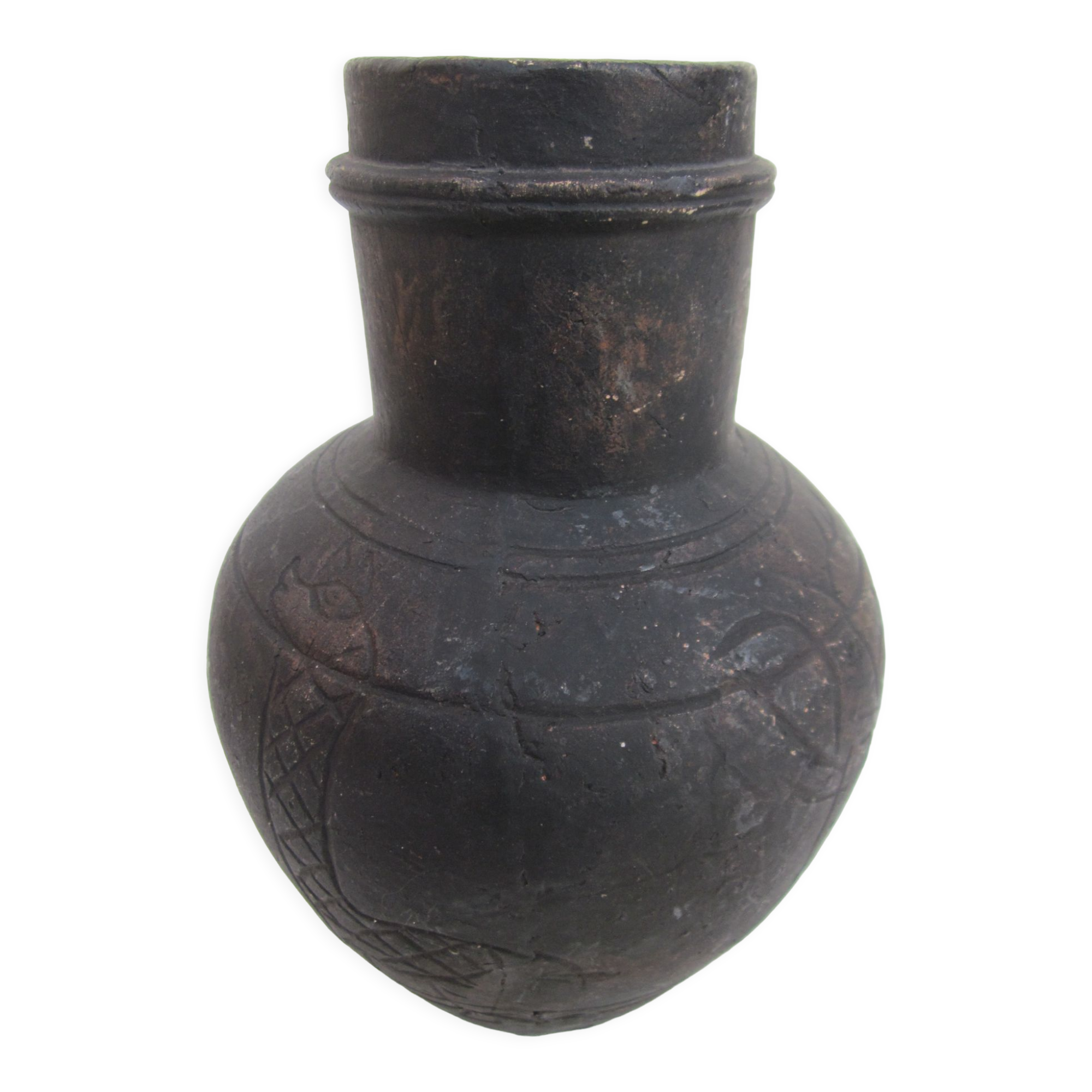 Black African pottery with stylized giraffe pattern