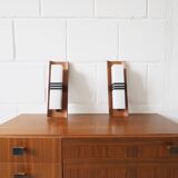 Appliques en teck et verre opalin, lot de 2