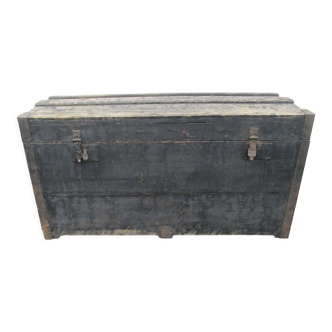 Wooden trunk