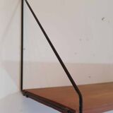 String style shelves