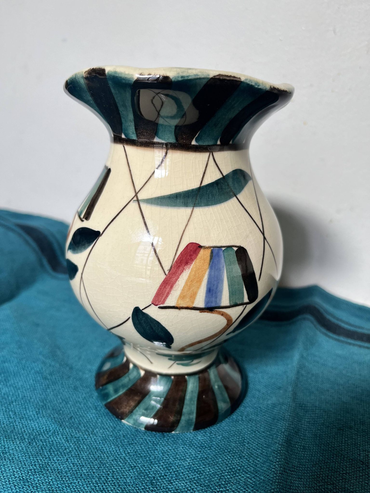 Vase sixties motif lampshade