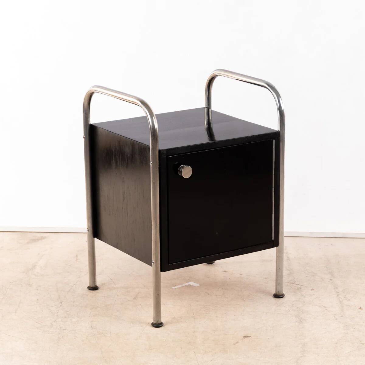 1930s Bauhaus Bedside Cabinets, Pair